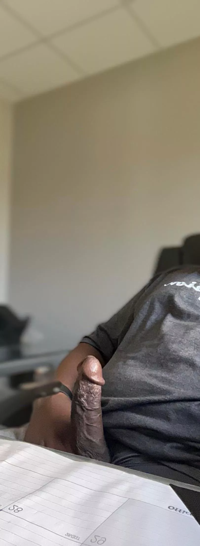 😏