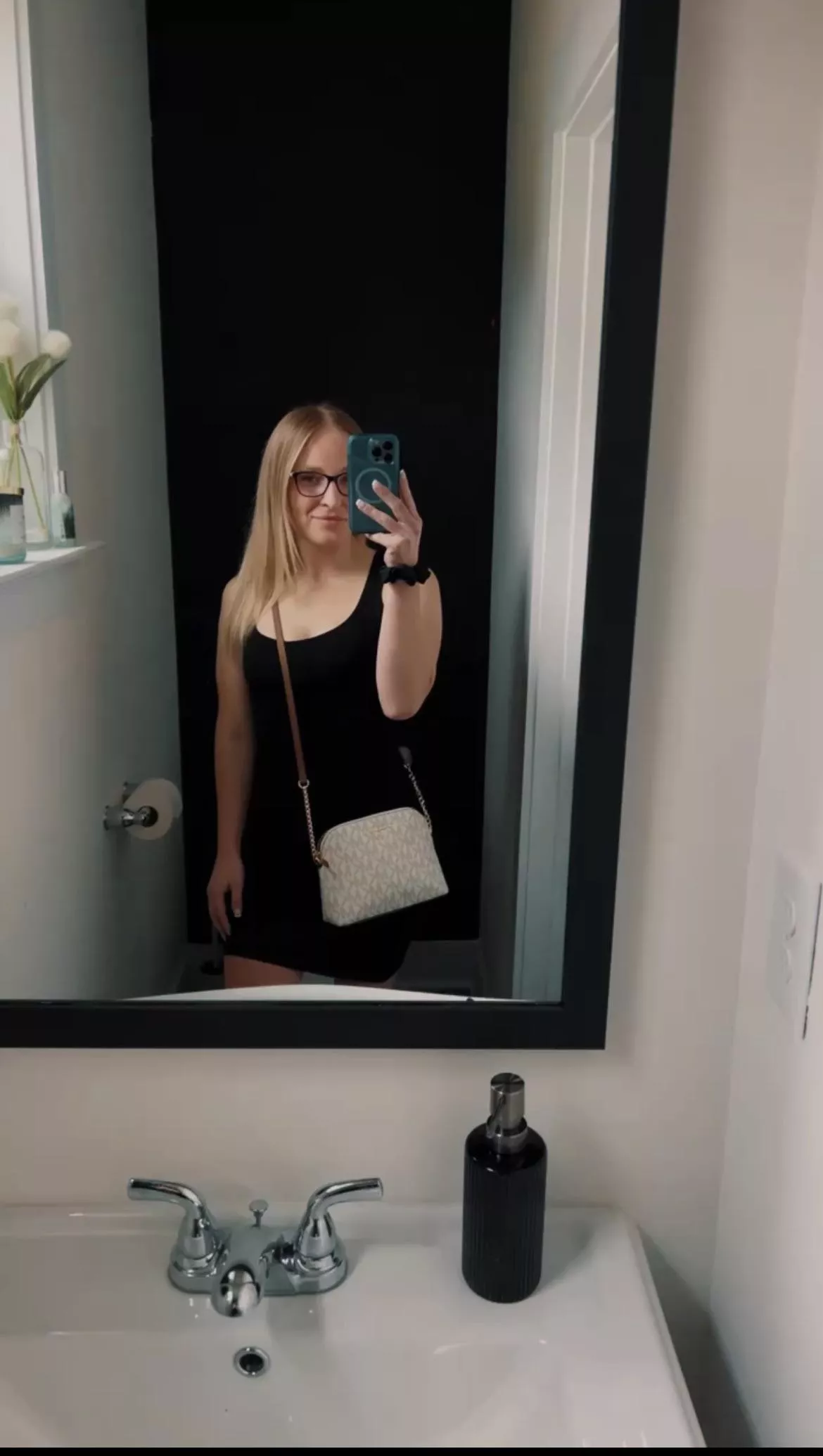 🖤