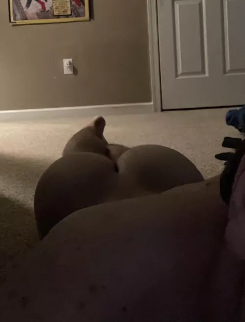 [22] just another boring Saturday 🥱