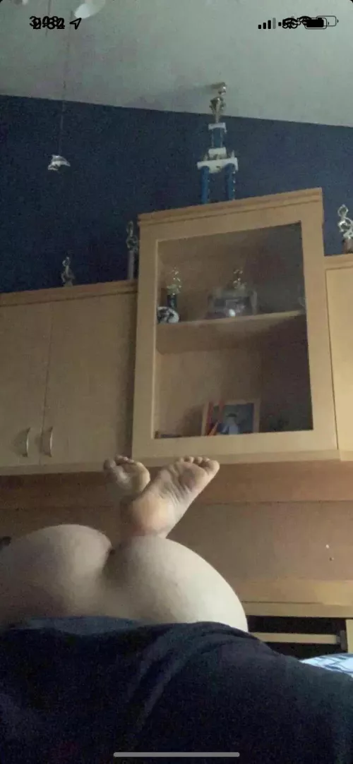 Big white booty in Greensboro I’m 18 and curious hmu I am down to meet. Tonight. Anyone can smash but Ik bbc owed big white bootys