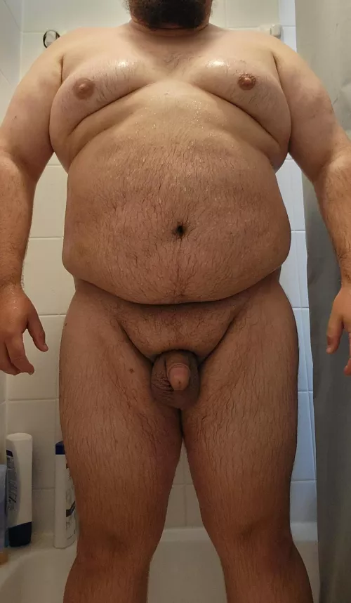 Enjoying a morning shower 🚿. How's everyone's day going so far?