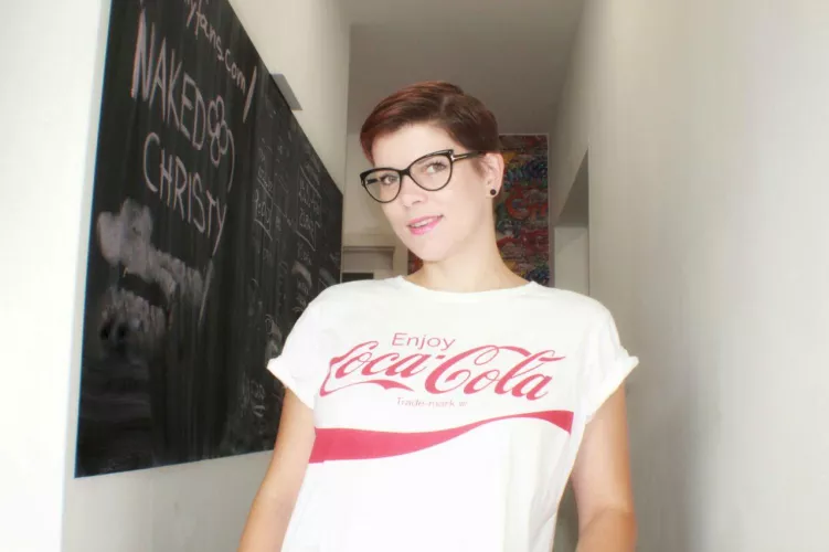 HOT Redhead ....🍌🍉