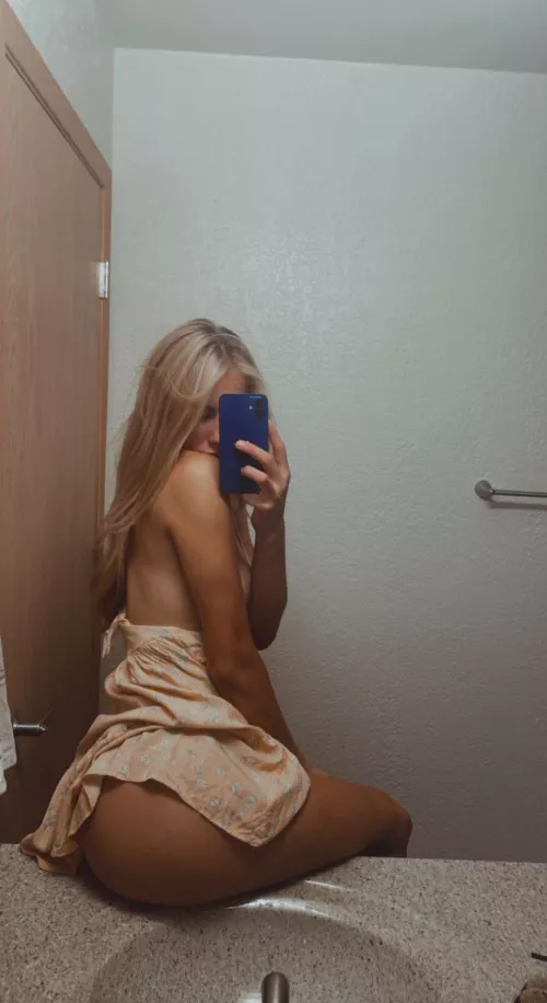 Sunday morning dress 😩