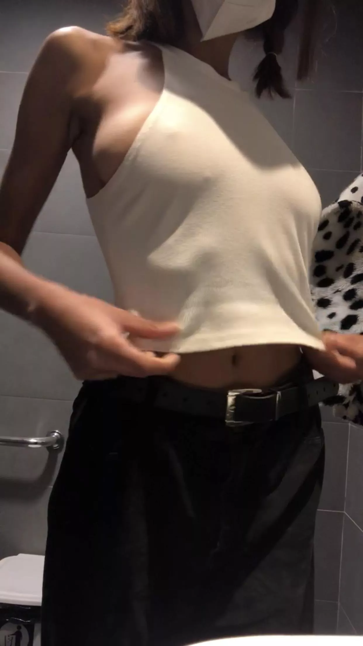 white fits me
