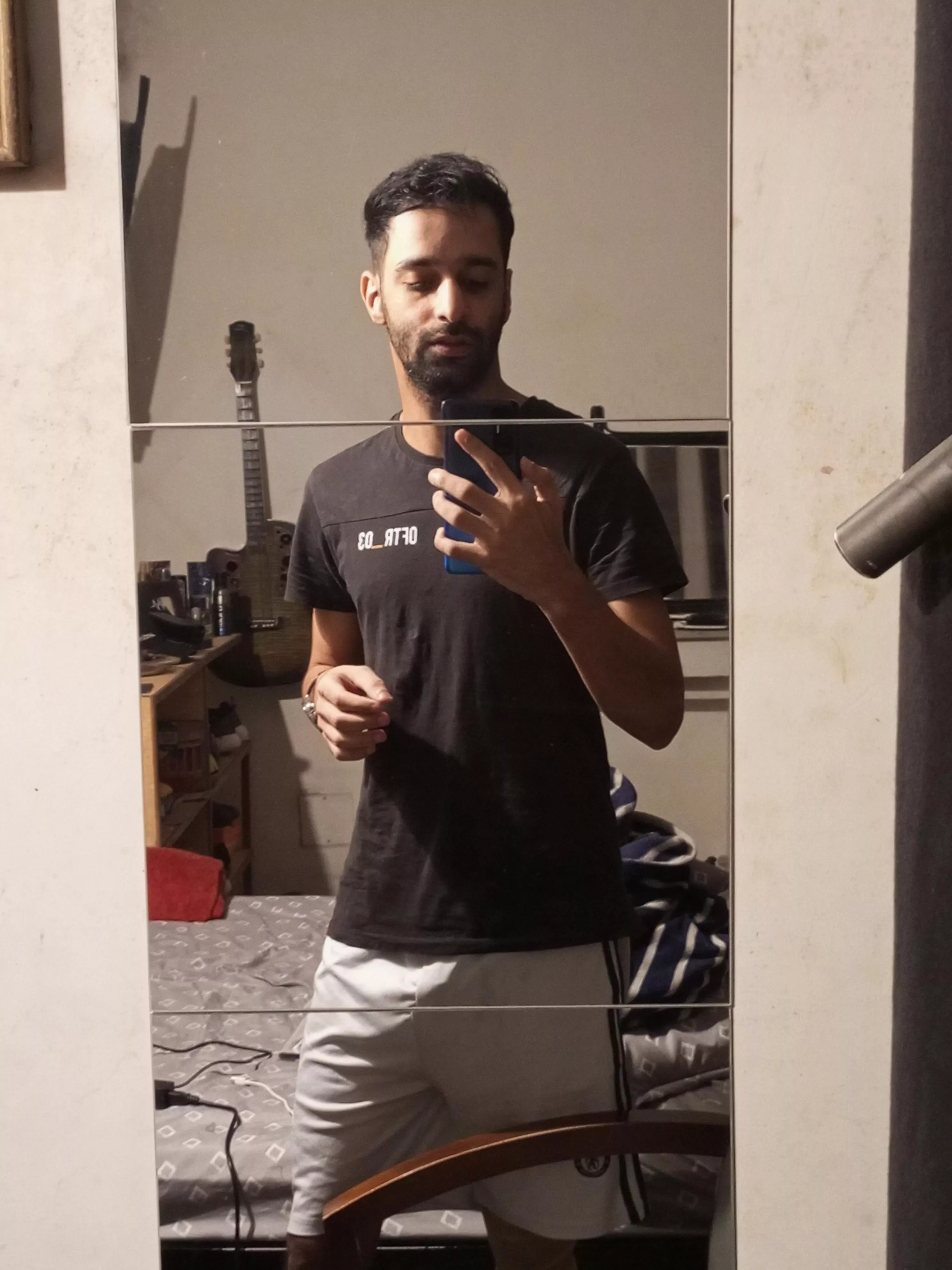 24 M.