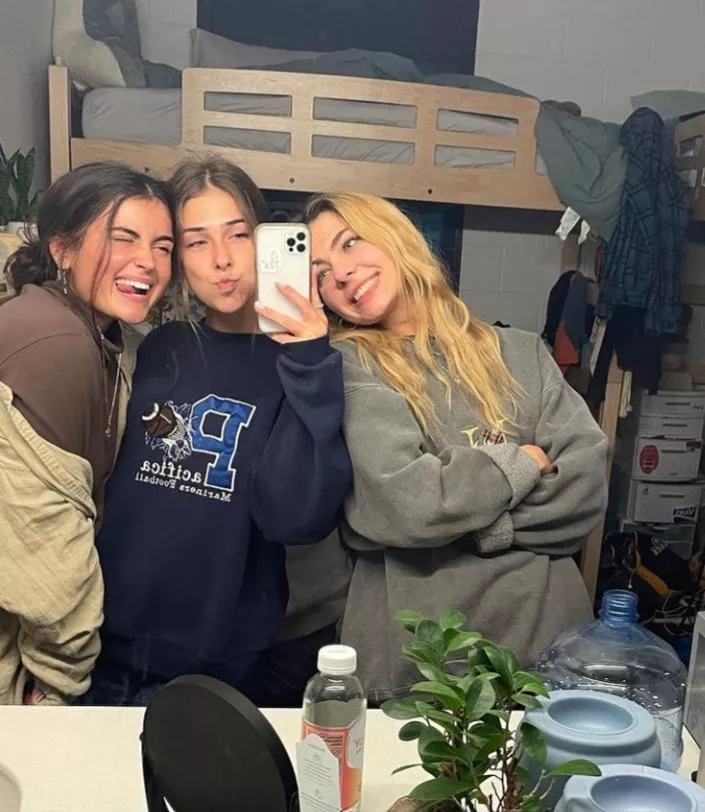 3 Friends