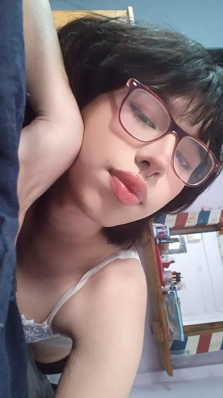 am i a beauty?