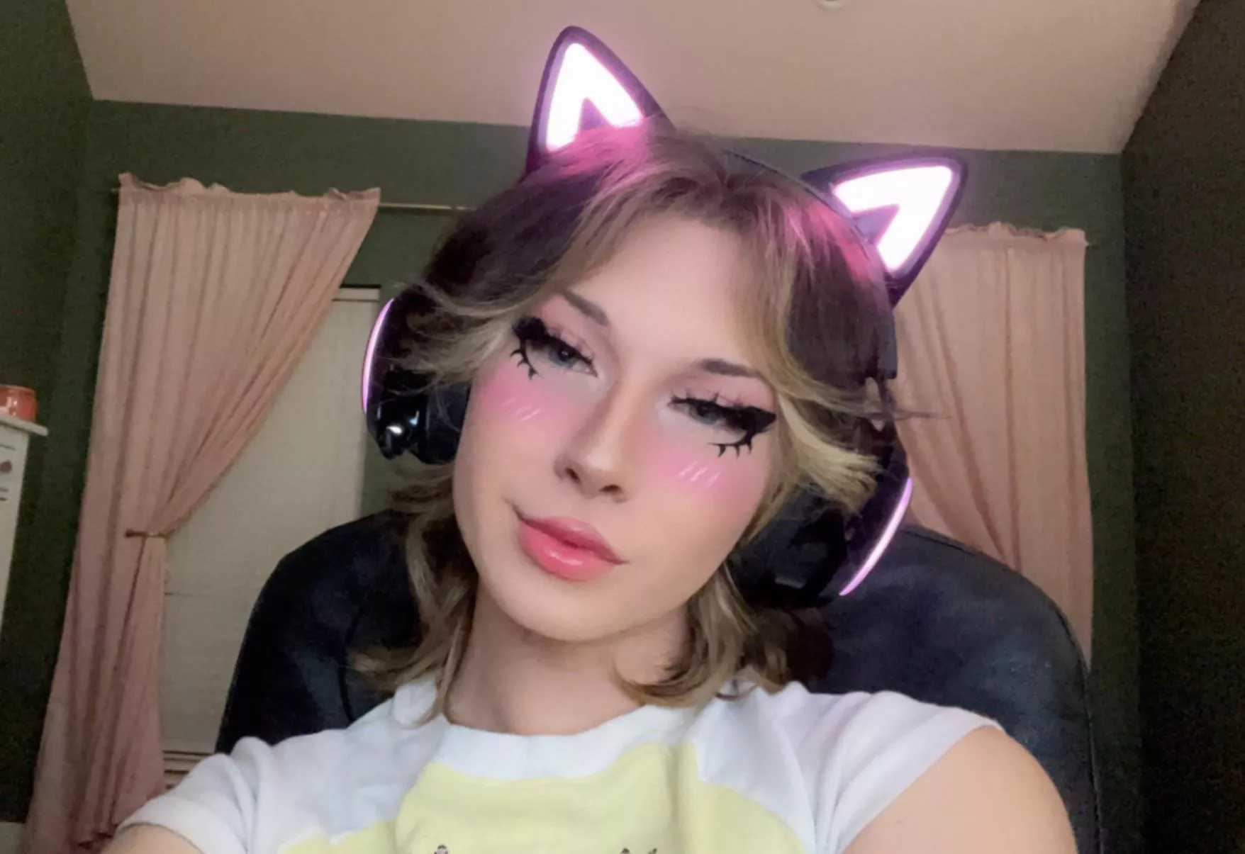 gamer girl asf!🤭