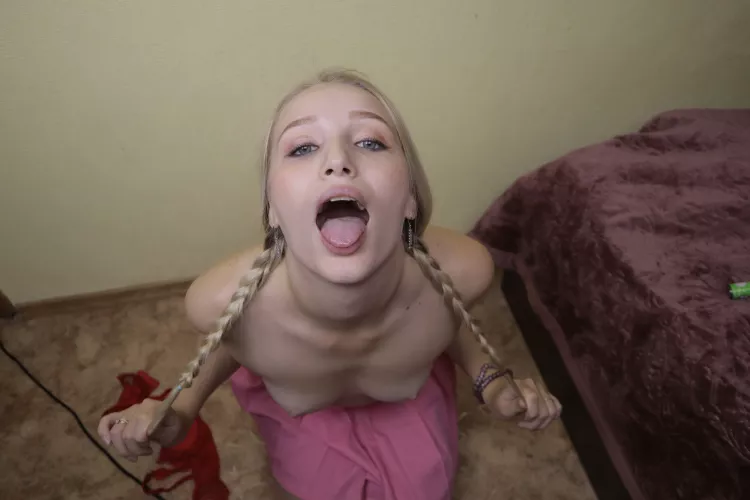 How I want to suck every last drop out of your cock... 🤤 FREE PAGE 🎁