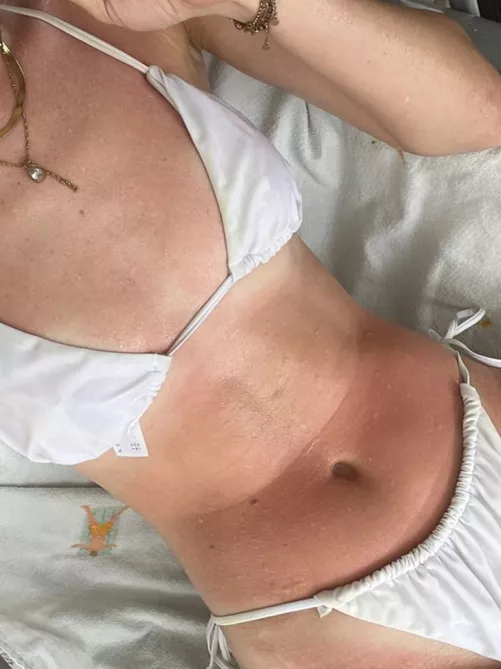 [img] I accept volunteers to fuck my body