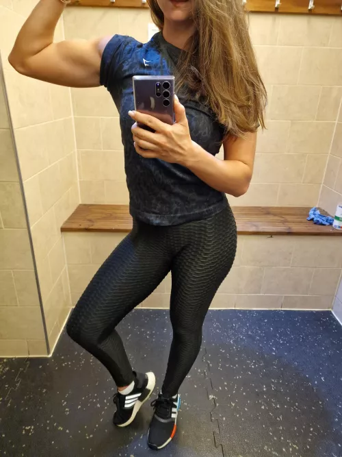 Let me be your gym partner 😊 we can measure our 💪 together