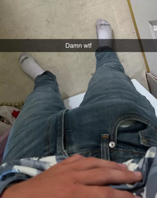 My jeans are just a little tight 😅 what would you do if you where here?