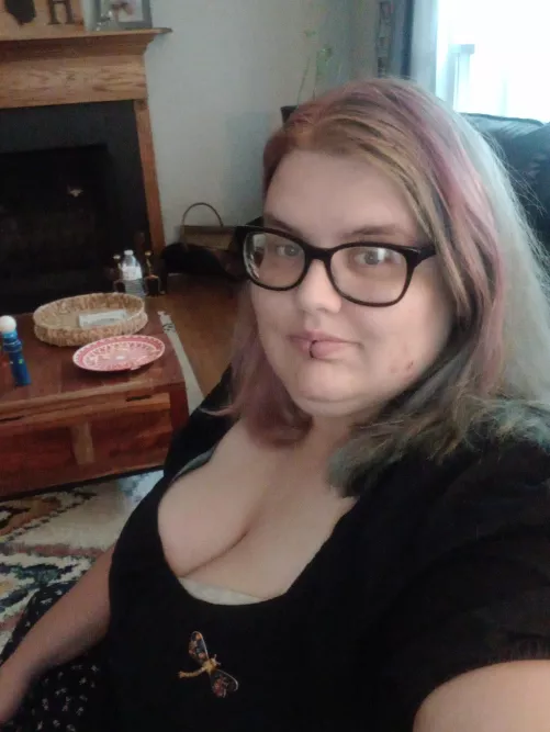 come rest your head on my chest and il tell you how good you've been