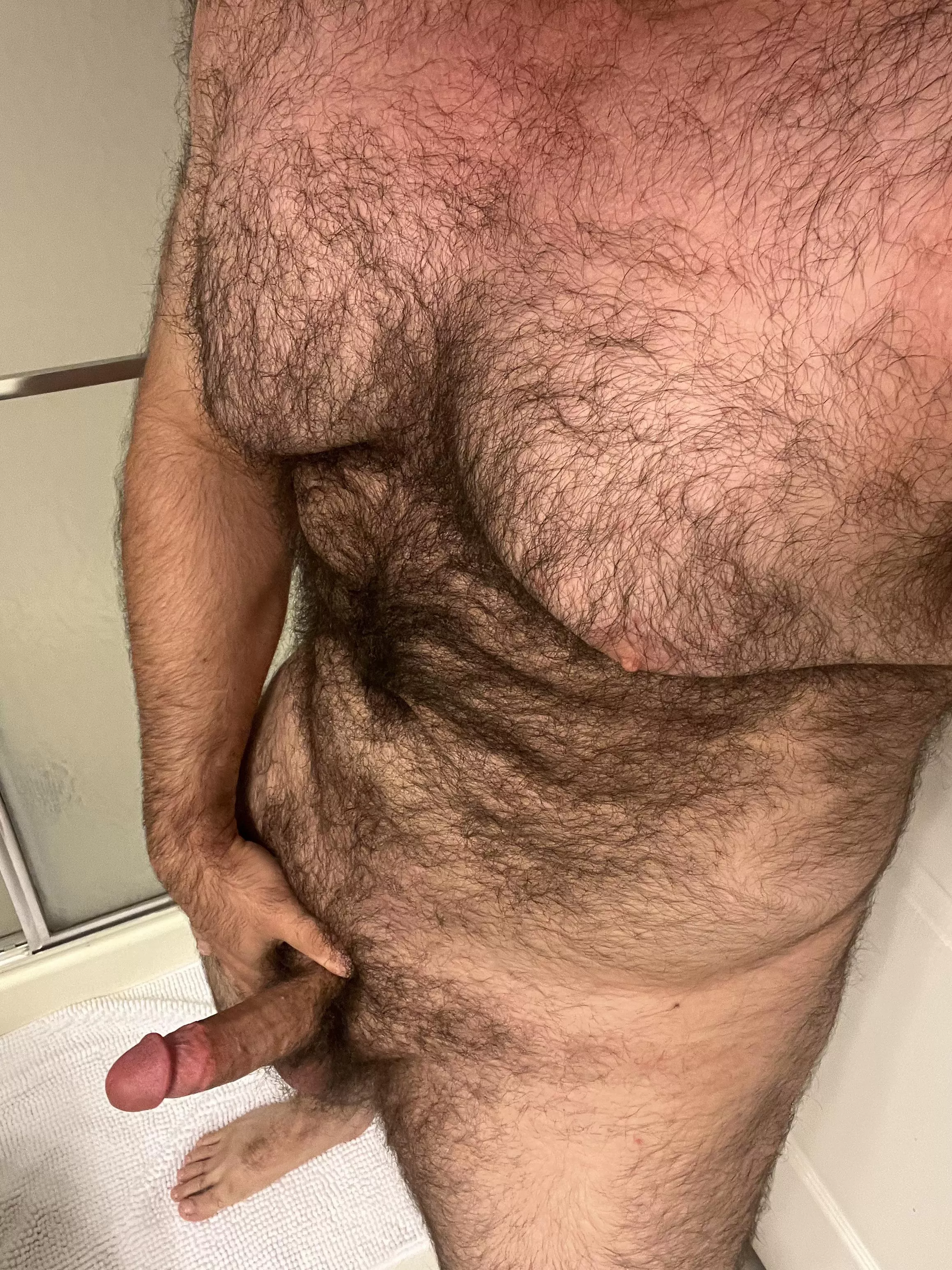 Cum have a seat on my lap 😘
