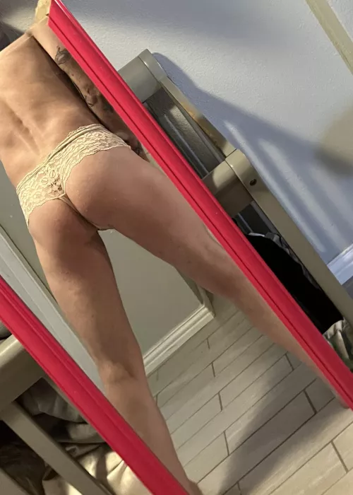 First time wearing panties 🤗🫢🫣