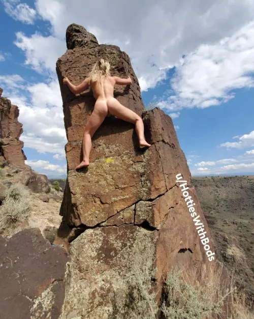 Hopefully the other climbers didn't fall because of me 😜