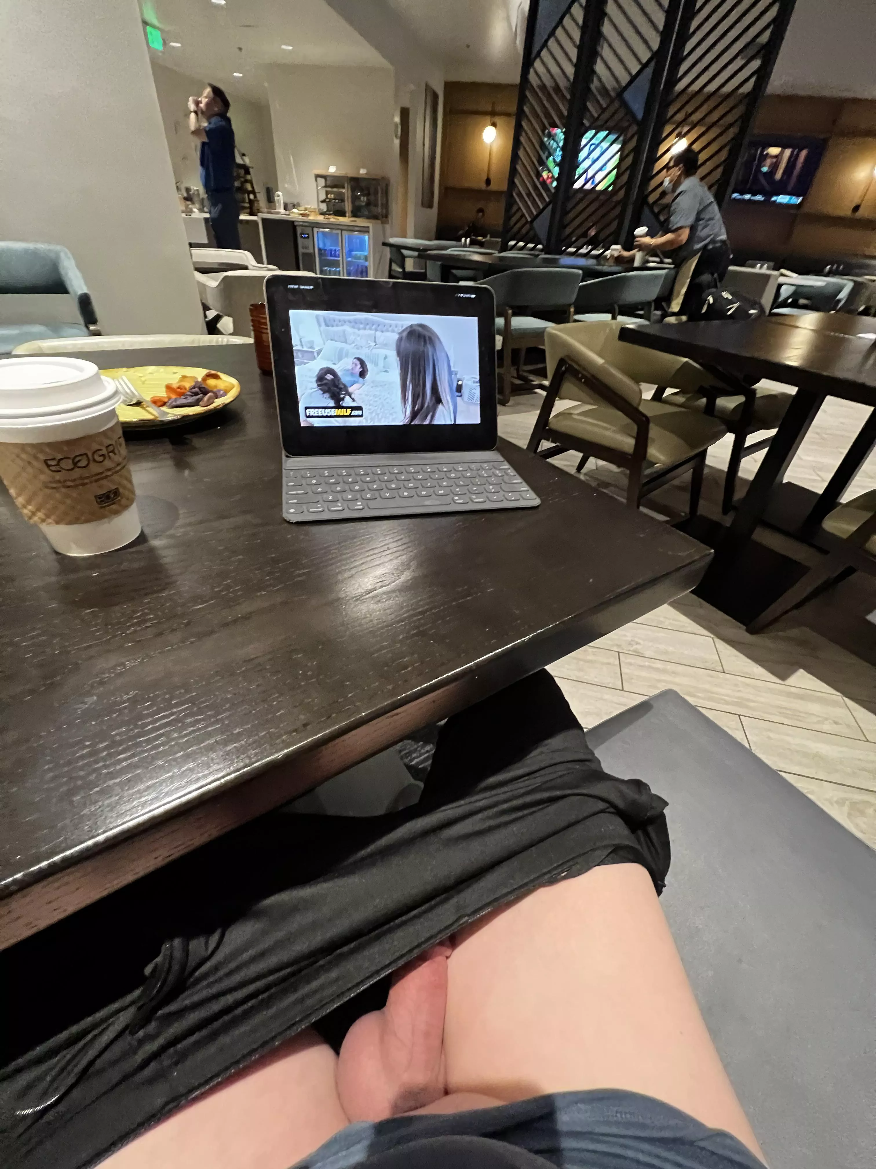 Hotel Lounge!