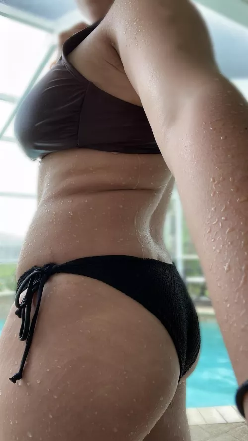 I love getting wet, how can i make you wet tho?!🤤😮‍💨