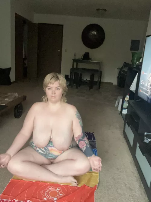 I need more yoga buddies 🌸