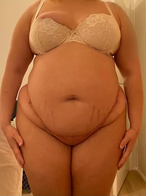 i’m really starting to getting that hourglass shape down, right?🙈