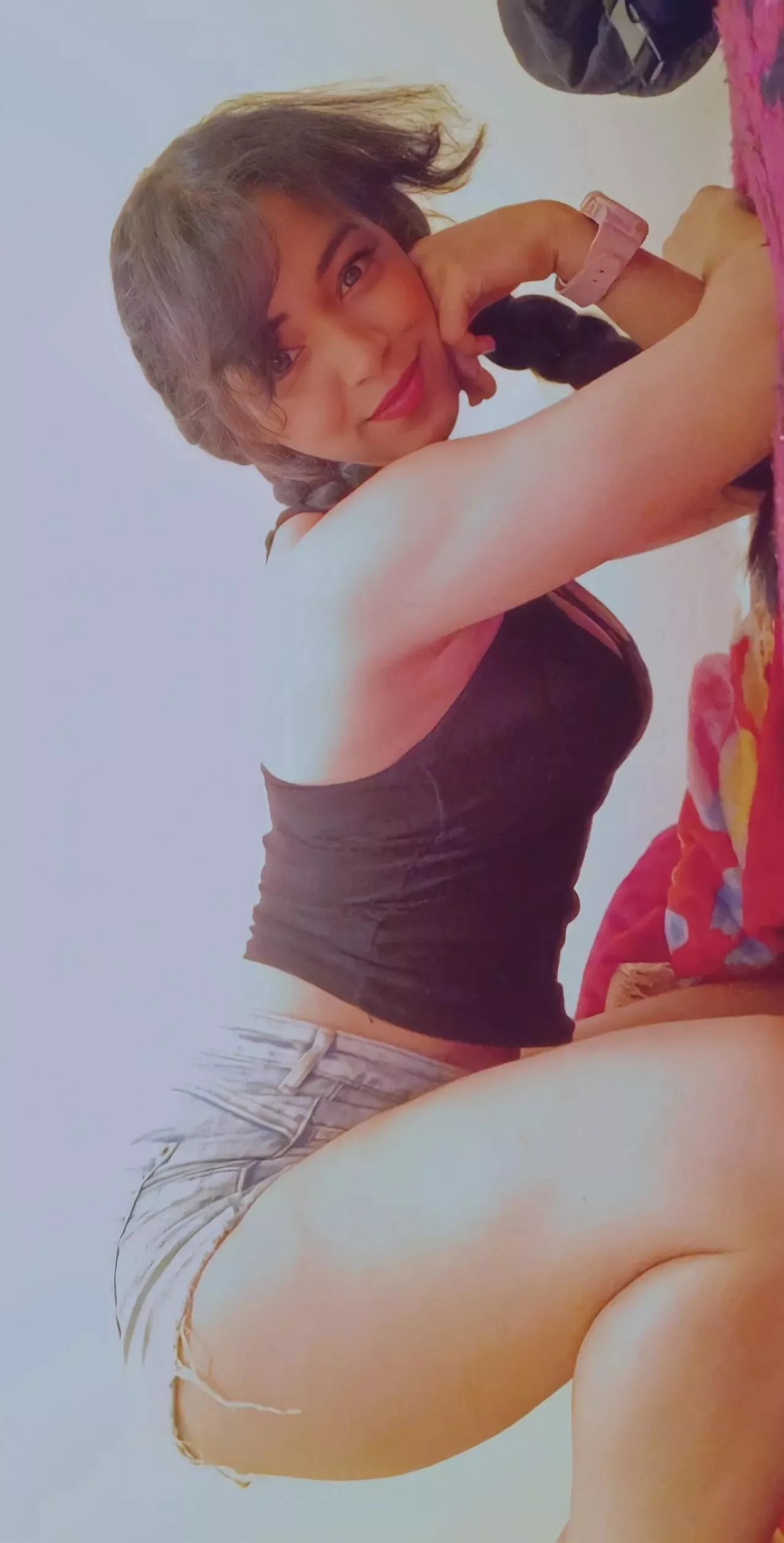offering private cam sessions text me for more details