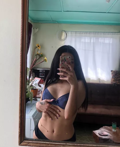 POV: a picture of me just before i get on my knees to give the daily blowjob 🤭💦