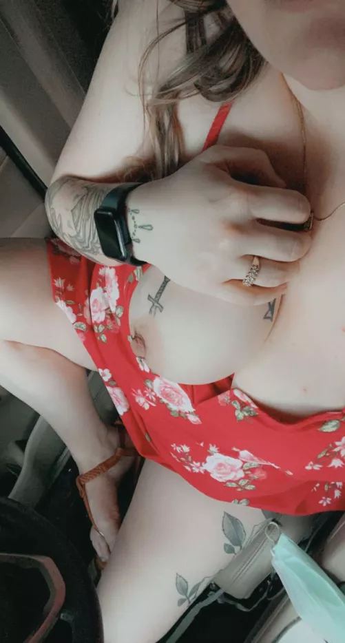 [Selling] 25F 💖Sexting 💖 Taboo Roleplay 💖 Video Calls 💖 Dick Ratings 💖 Panties for Sale 💖 Snapchat is KaylaLuvsu2022💖 CashApp me 💖@ KaylaLuvsU6