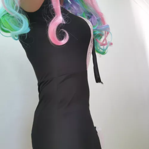 This wig and this dress 👗😍🙈