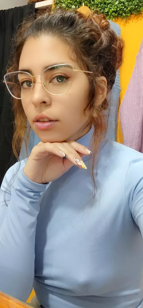 Today you will empty your balls with me 🤤 Link in Comments