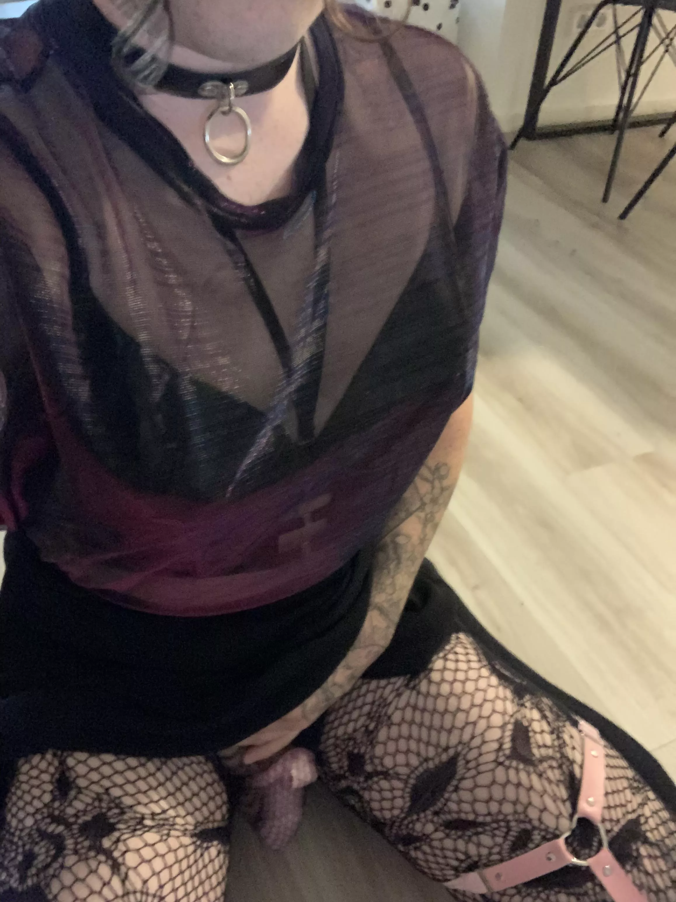 Anyone here like femboys in chastity? ^^