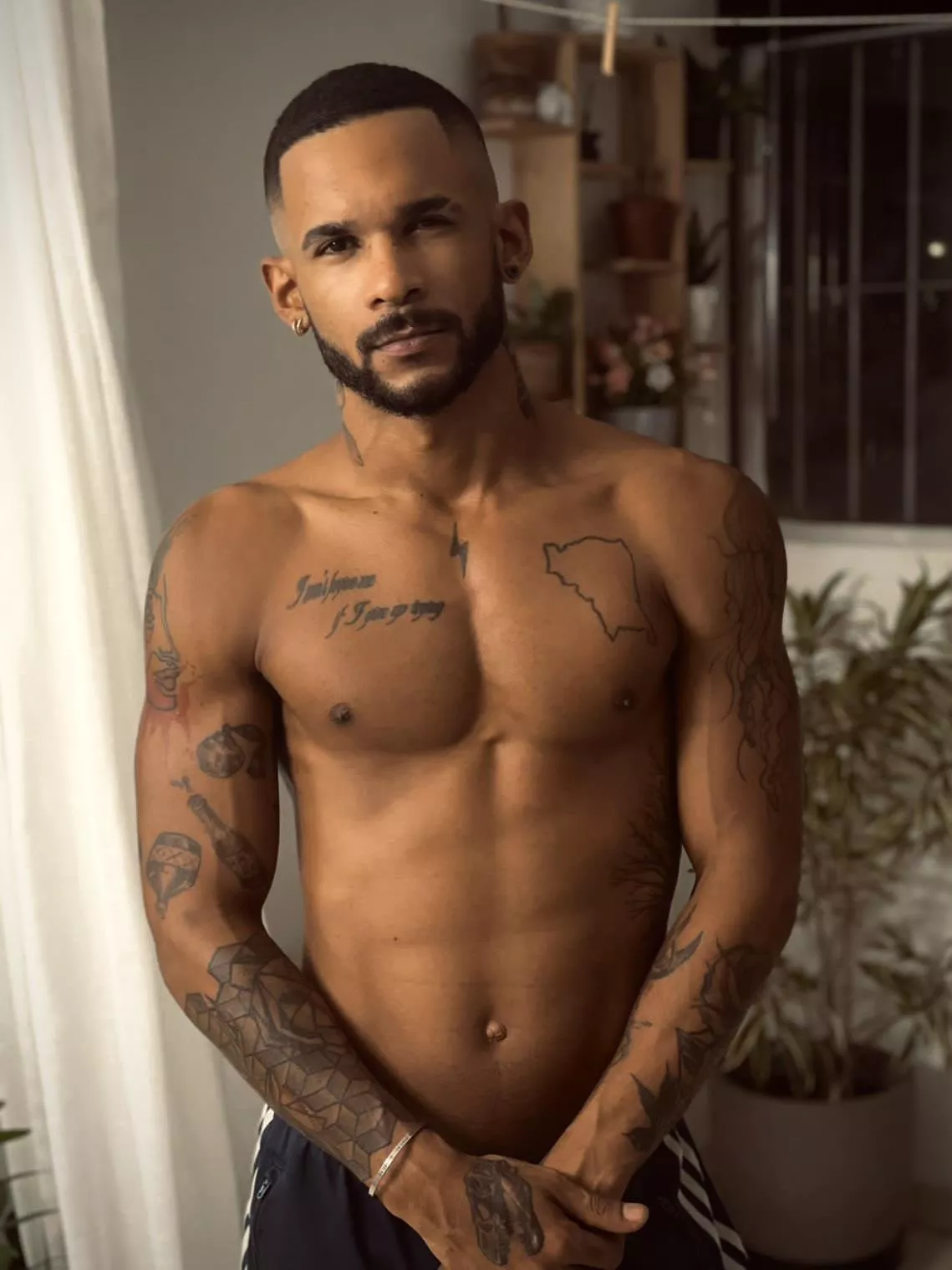 Hi 😏