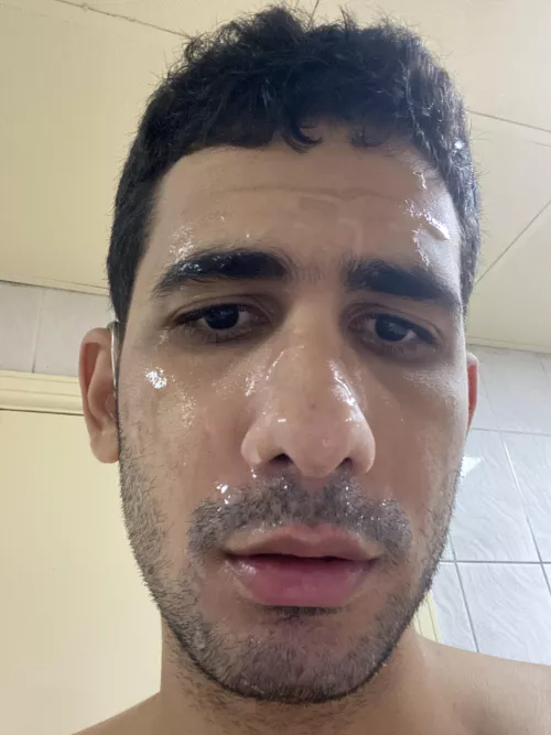 Is there a whatsapp group chat for gay cumsluts that I can join? We can share experiences and photos..etc. And if there isn't, If I created one would you join?