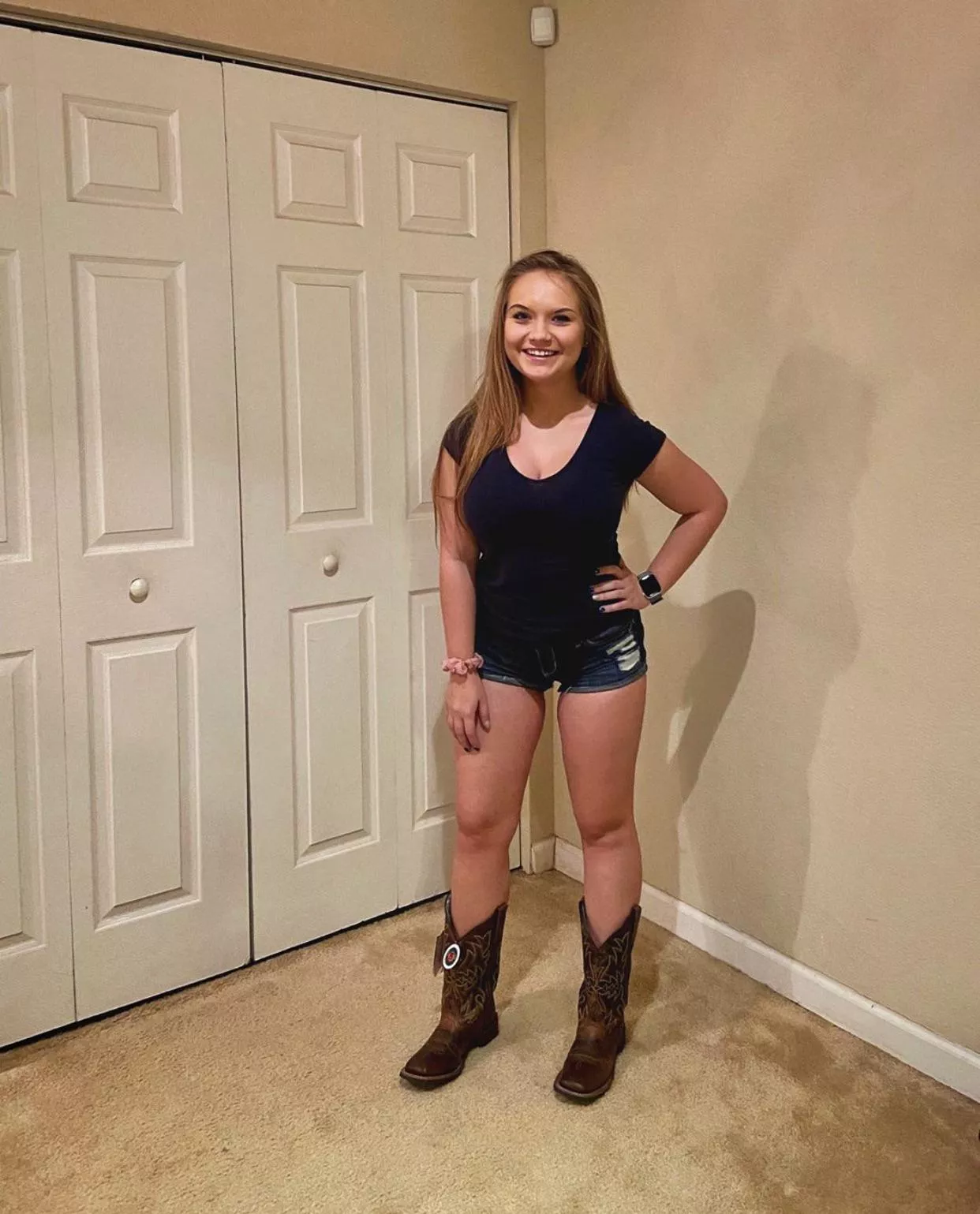 My little 19yo slut. Have plenty of pics / vids. Dm with a sample of similar. Not tele / Kik. Must show face also. We’re real and you should be also. My little 19yo slut. Have plenty of pics / vids. Dm with a sample of similar. Not tele / Kik. Must show face also. We’re real and you should be also.
