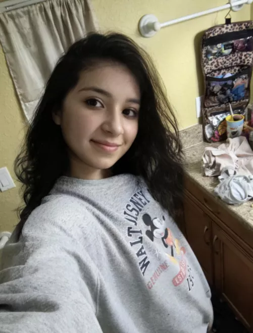 This is my first post in this sub, any advice? ❤️