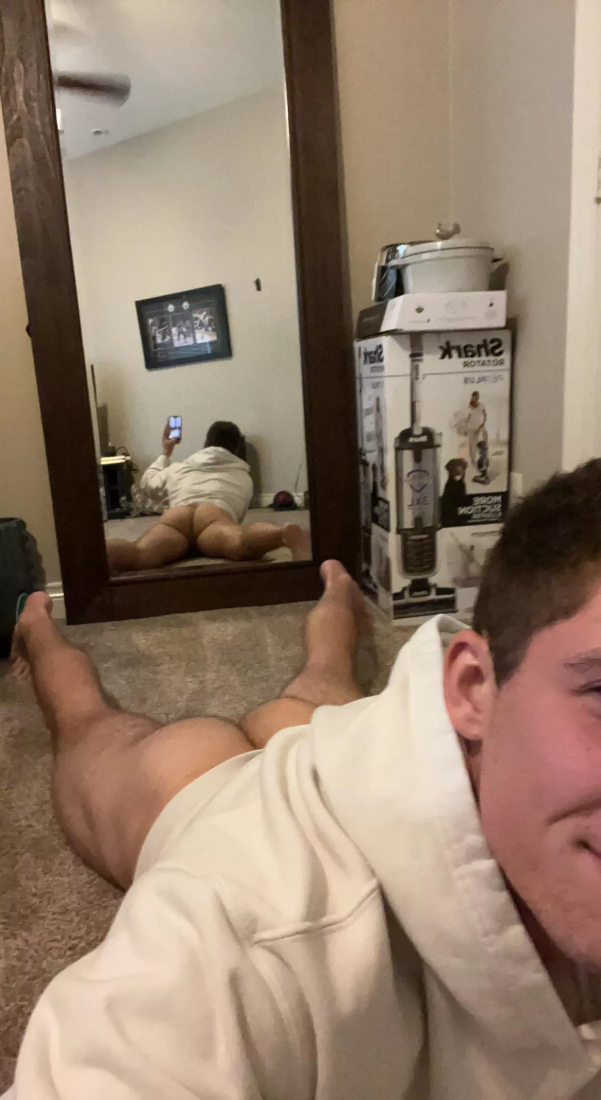 Bury your face in my ass please 🥰