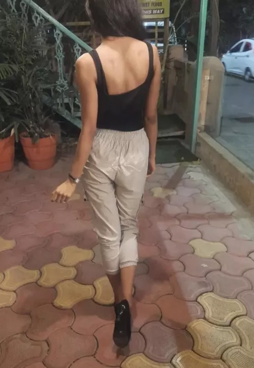 do these count as back dimples?!! I have them on my upper back😙🤭