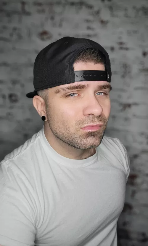 Happy hump day fellas 🤟🏻