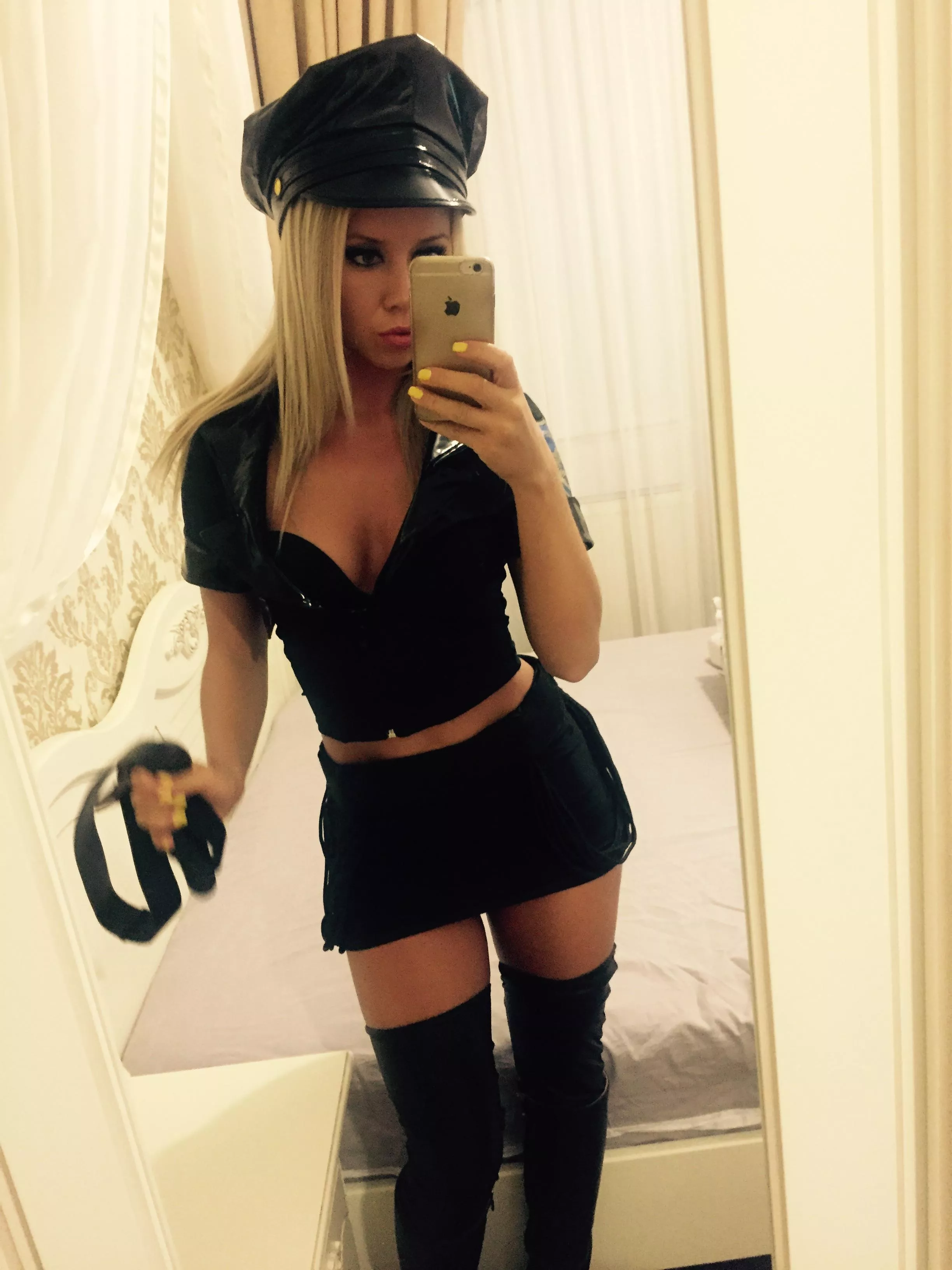 Hello x