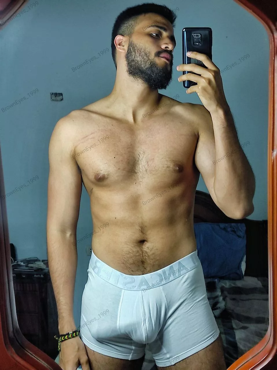 I'm horny af 🥵🥵🥵