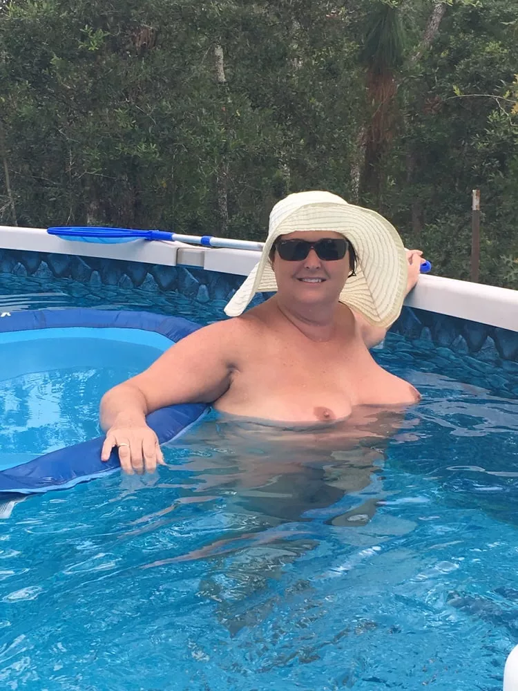 pool day