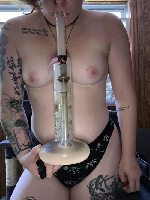 A little snap (f)rom my video earlier. Wish we could upload videos here 😩