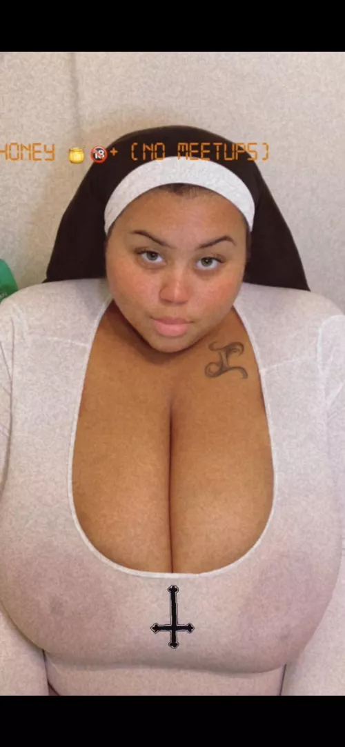 Come drown in my holy water 💦