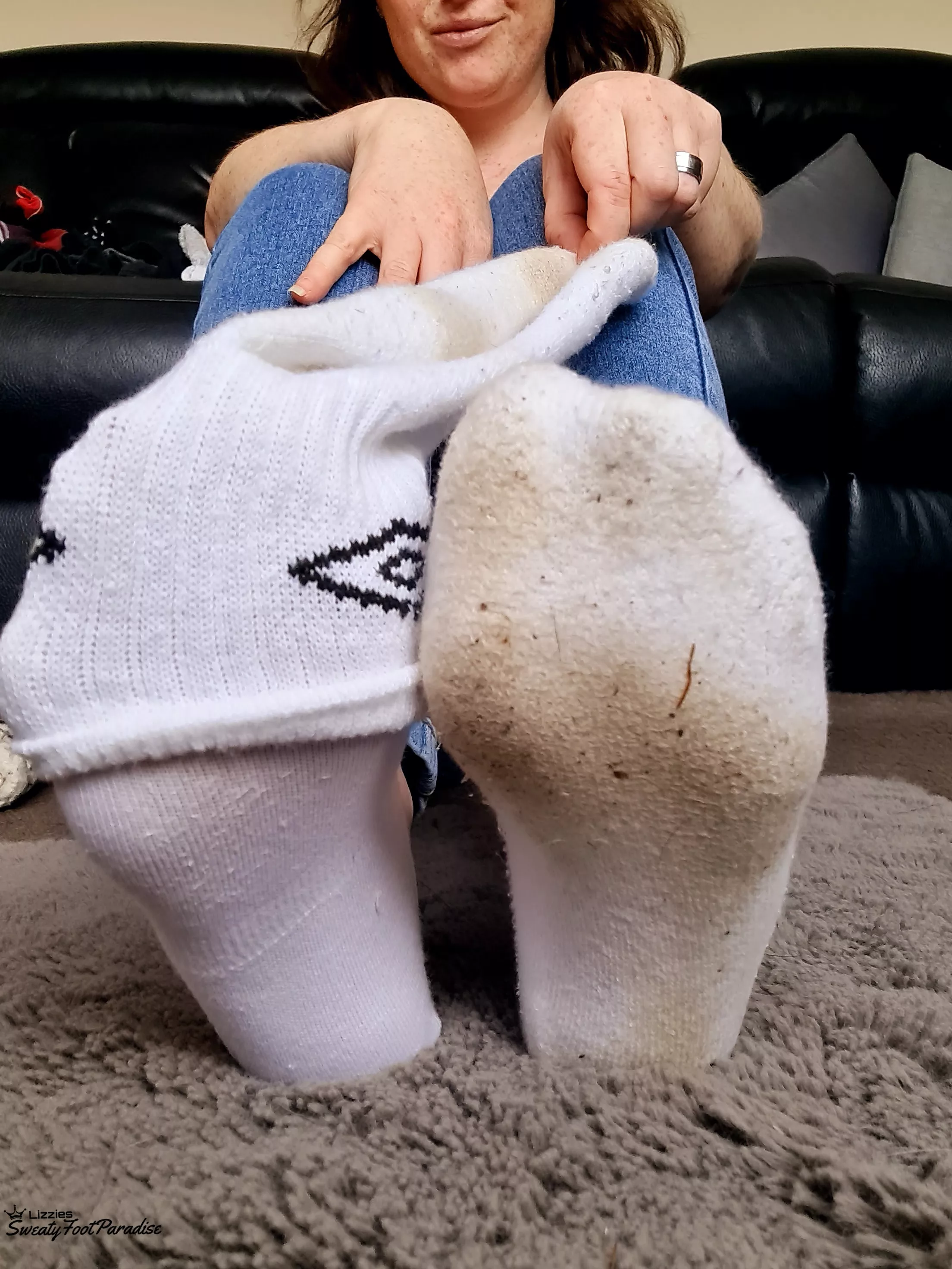 Doubling up for you baby! 😏🥵 Day 5 is smelly smelly! (Selling)