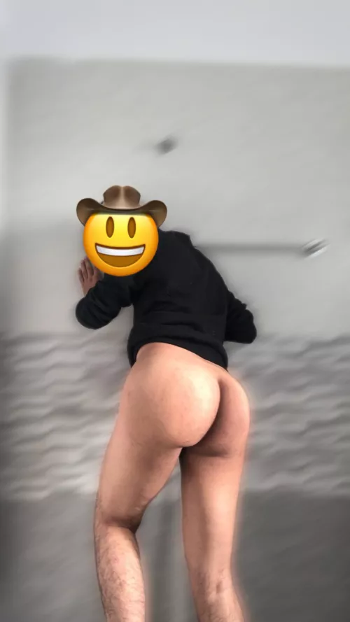 everything I eat goes straight to my cheeks 🍑