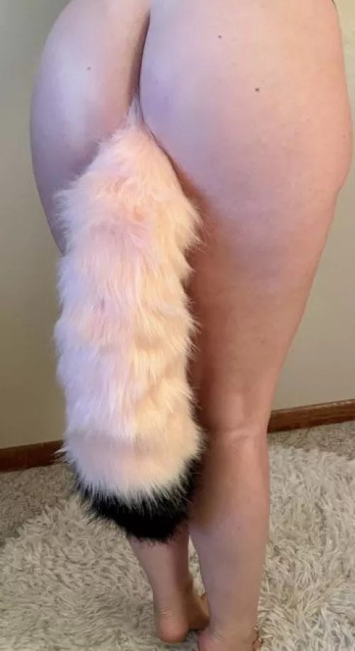 Hope you enjoy it as much as I did, large plug if you’re wondering 😏😈