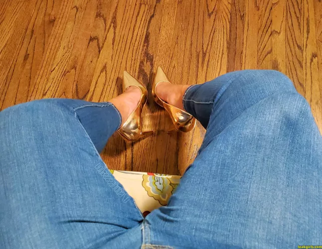 I can tell by the way yku are staring that you need all 12 inches stat!