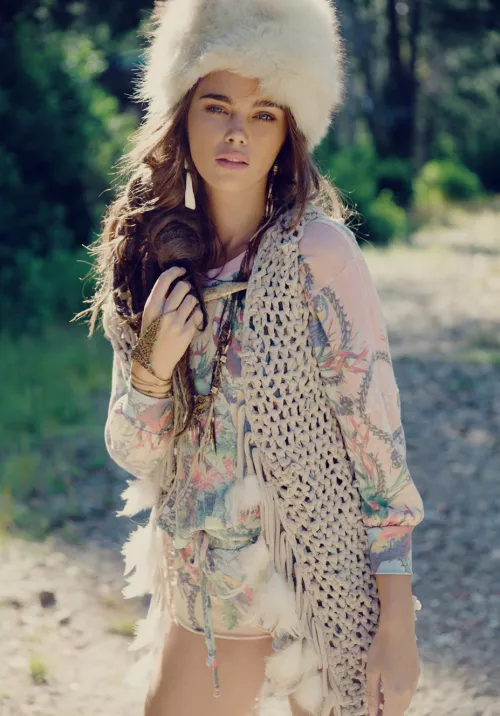 Jena Goldsack | Photo: Mark Hunter with Kimberley Gordon