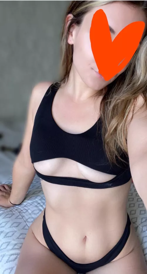 Moved to a state where I can wear a bikini year round 😍