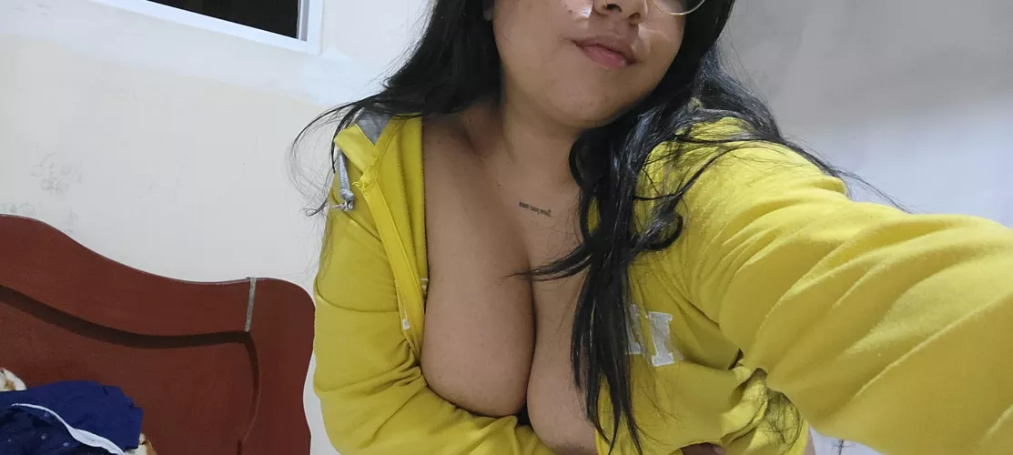 [SELLING] ❤️21F❤️ ONLINE AND HORNY 😈 |Pics✨Vids✨GFE✨ Sexting sessions✨CAM✨ SEXTAPES✨ Custom✨Rate 🔥 DROPBOX|🔥SNAP PREMIUM🔥 Snap/Kik slut.candy23