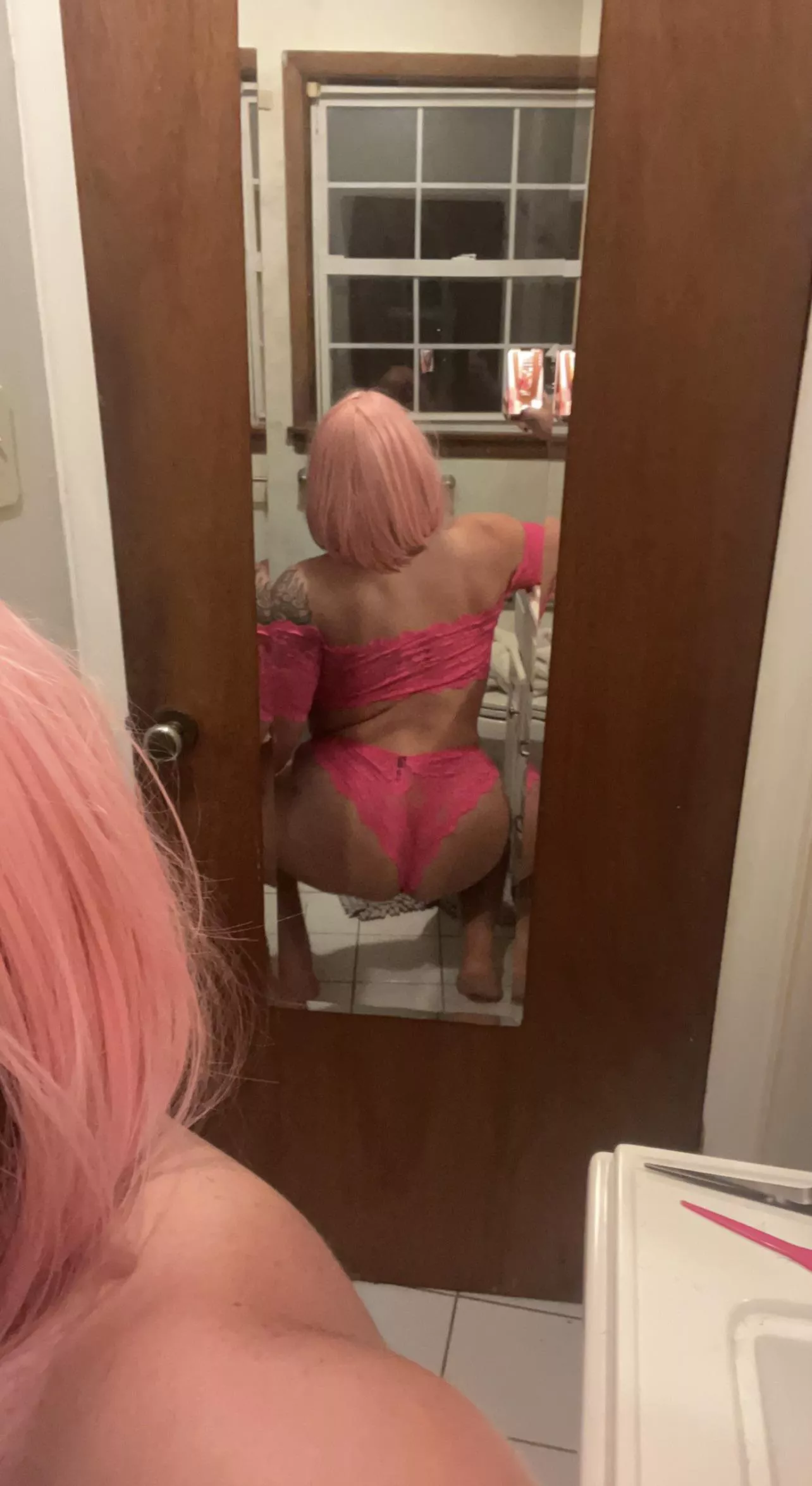 Smh nobody ever tells me how they’d use my beta sissy ass ♠️